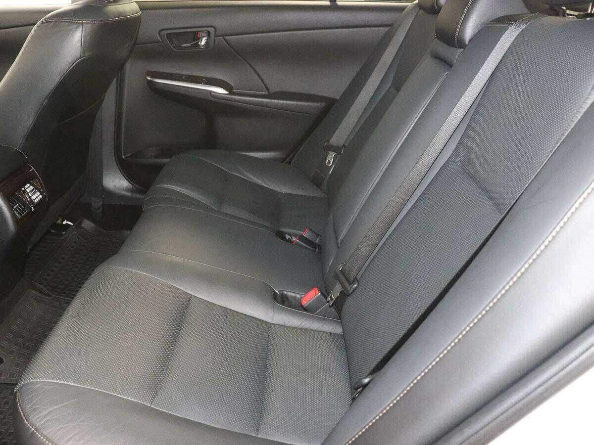 Купить Toyota Camry с пробегом. Фото: #8