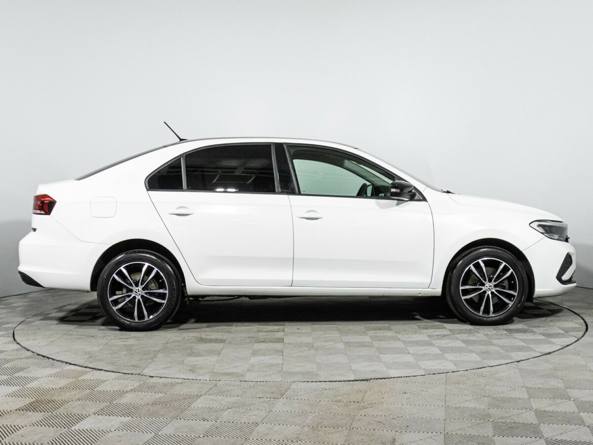 Купить Volkswagen Polo с пробегом. Фото: #3