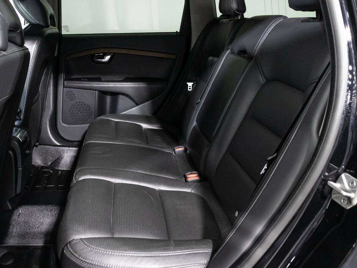 Купить Volvo XC70 с пробегом. Фото: #9