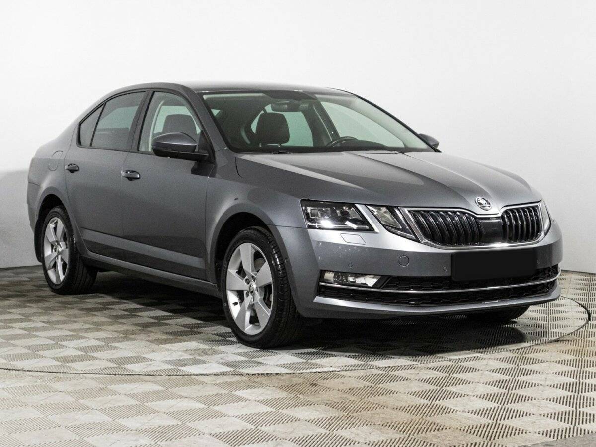 Купить Skoda Octavia с пробегом. Фото: #2