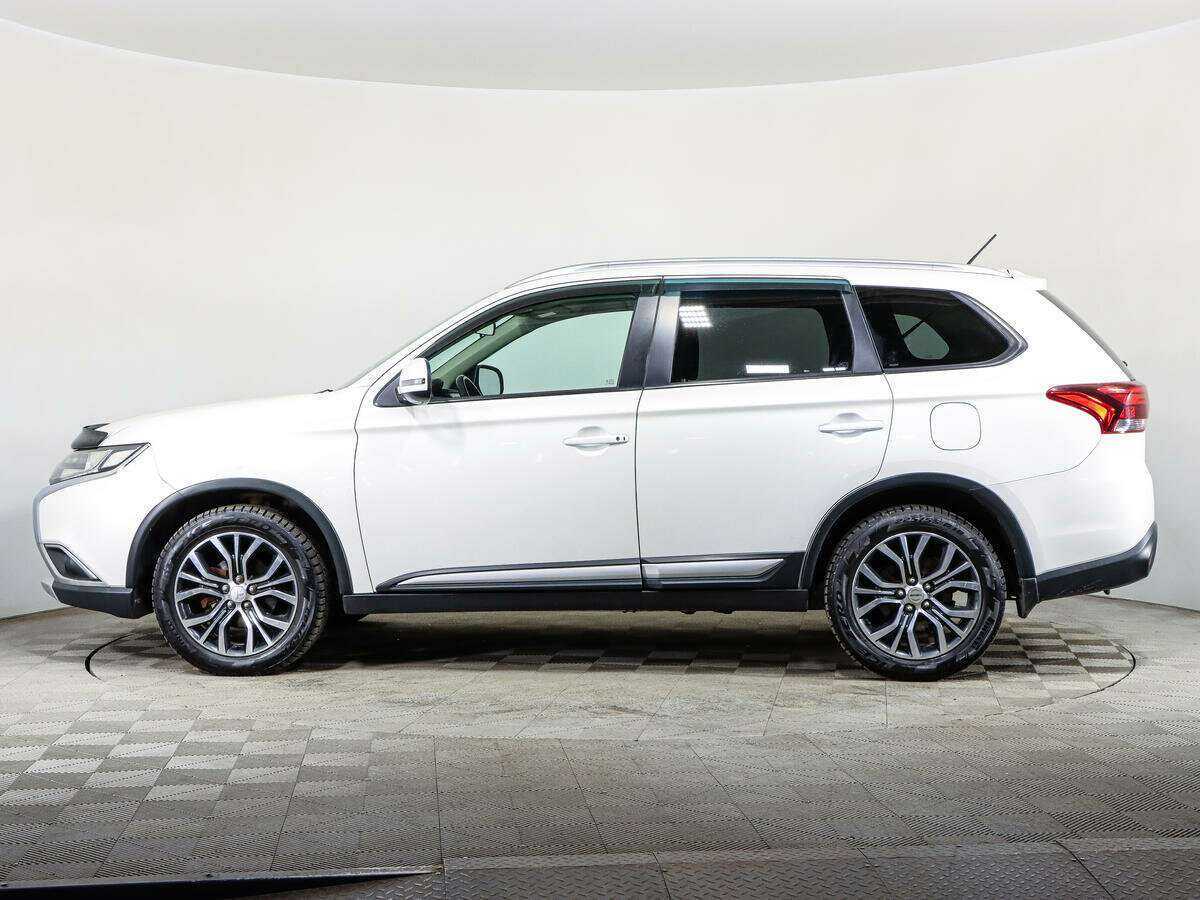 Купить Mitsubishi Outlander с пробегом. Фото: #7