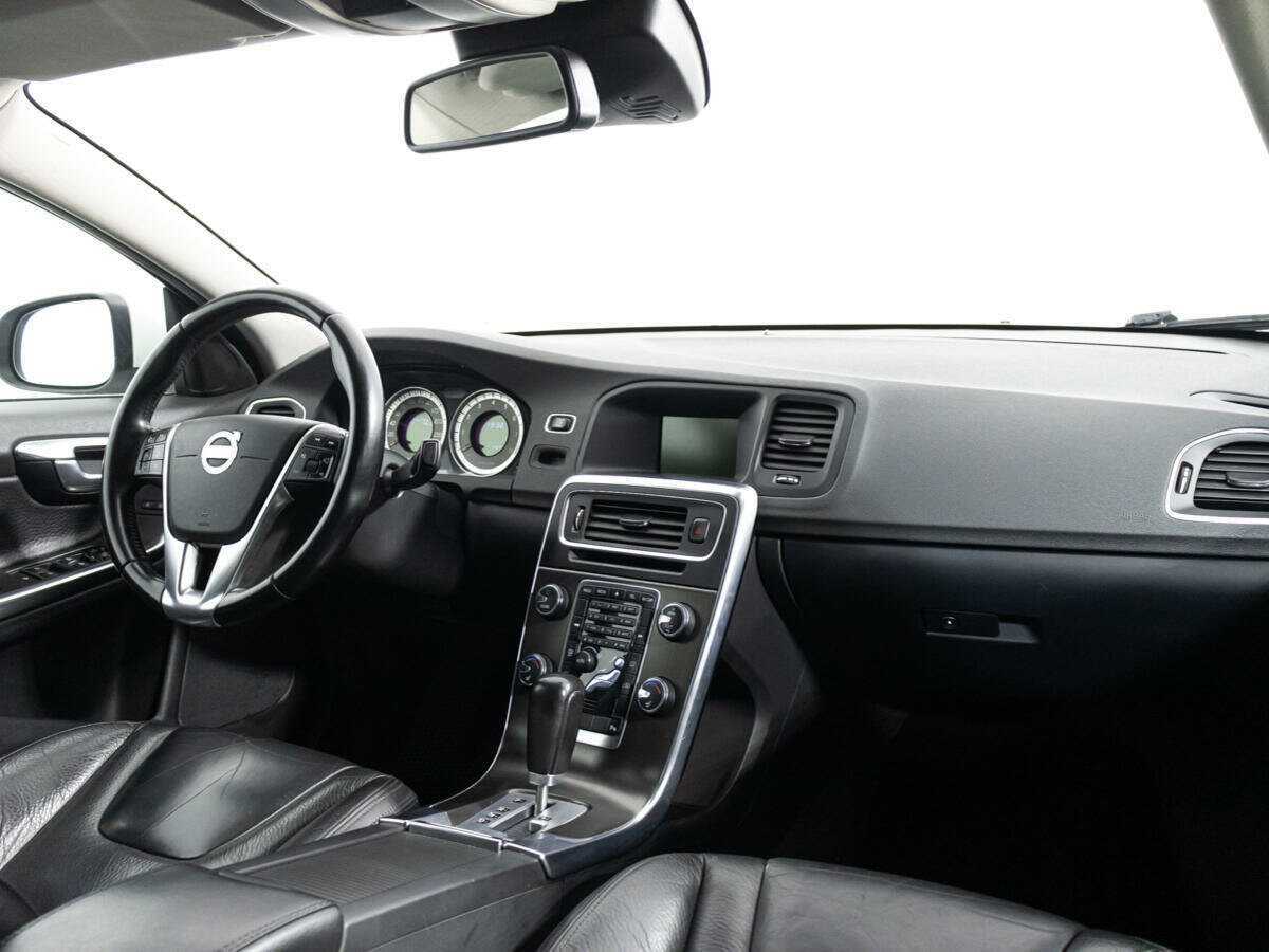 Купить Volvo S60 с пробегом. Фото: #8