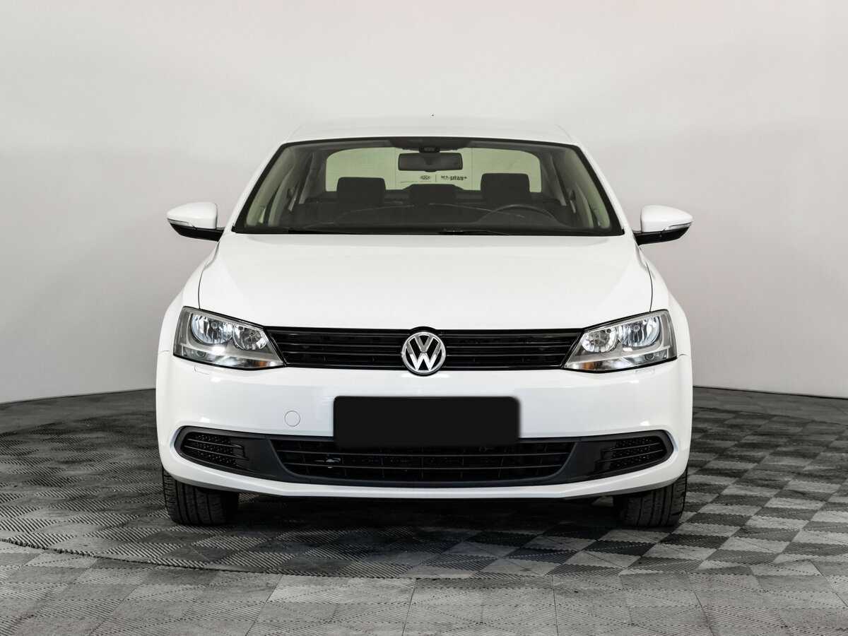 Купить Volkswagen Jetta с пробегом. Фото: #1