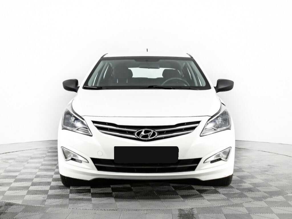 Купить Hyundai Solaris с пробегом. Фото: #1