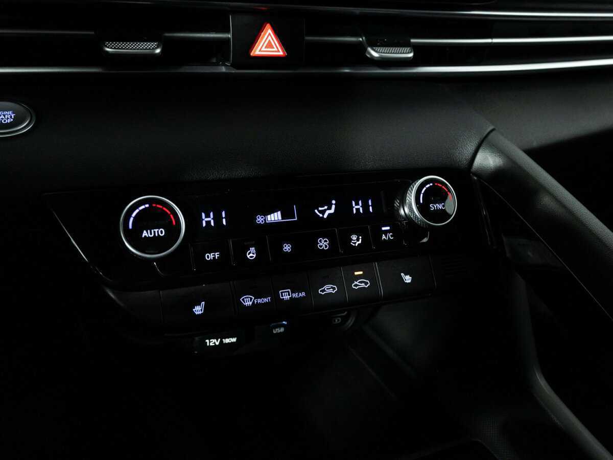 Купить Hyundai Elantra с пробегом. Фото: #16