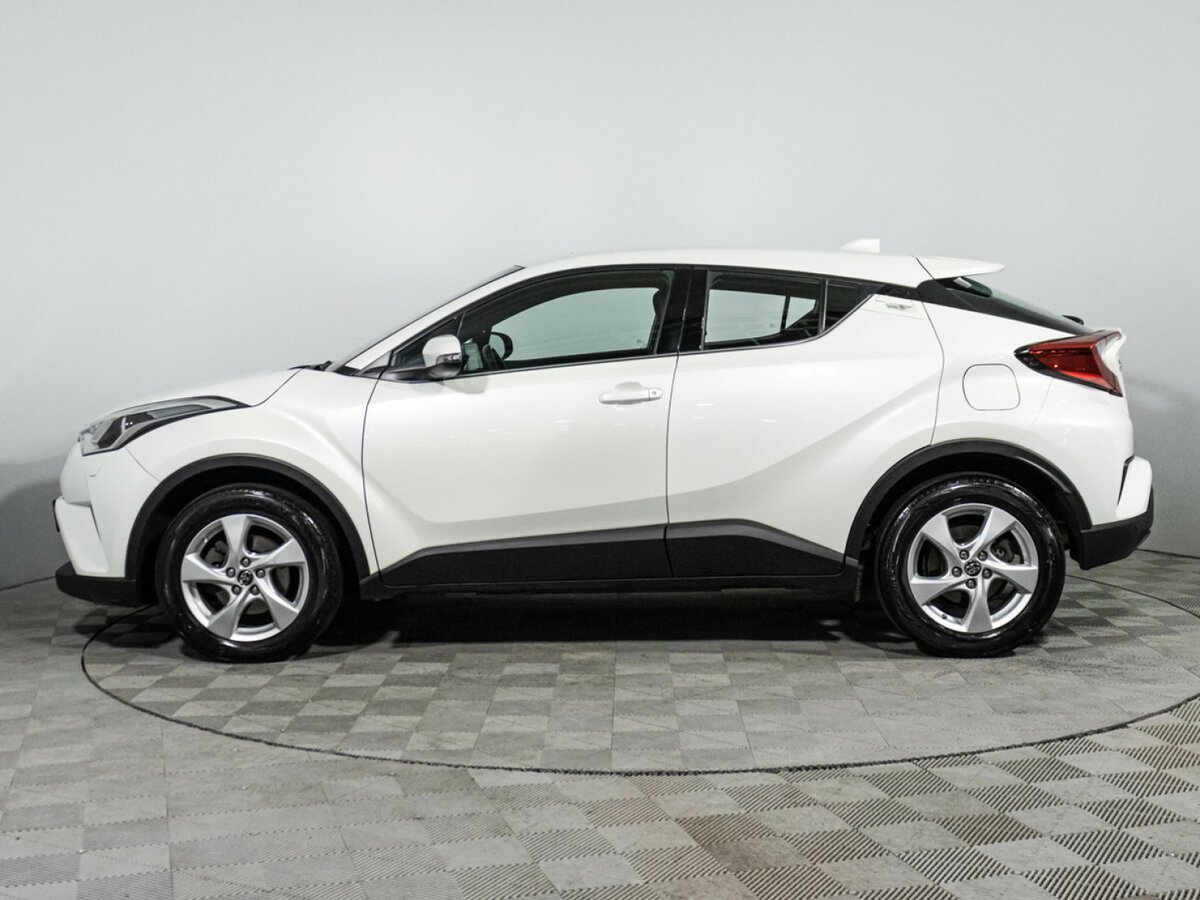 Купить Toyota C-HR с пробегом. Фото: #7