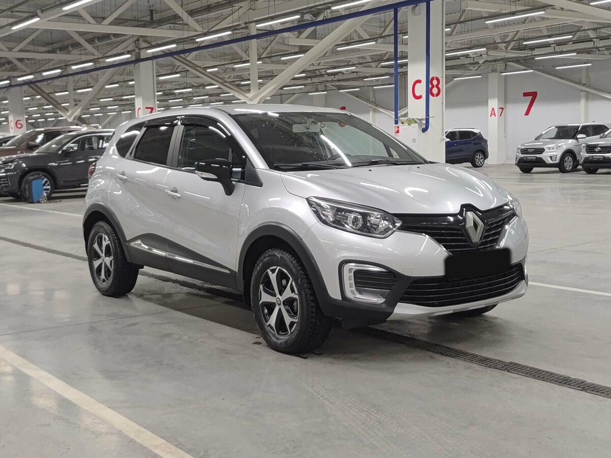 Купить Renault Kaptur с пробегом. Фото: #2