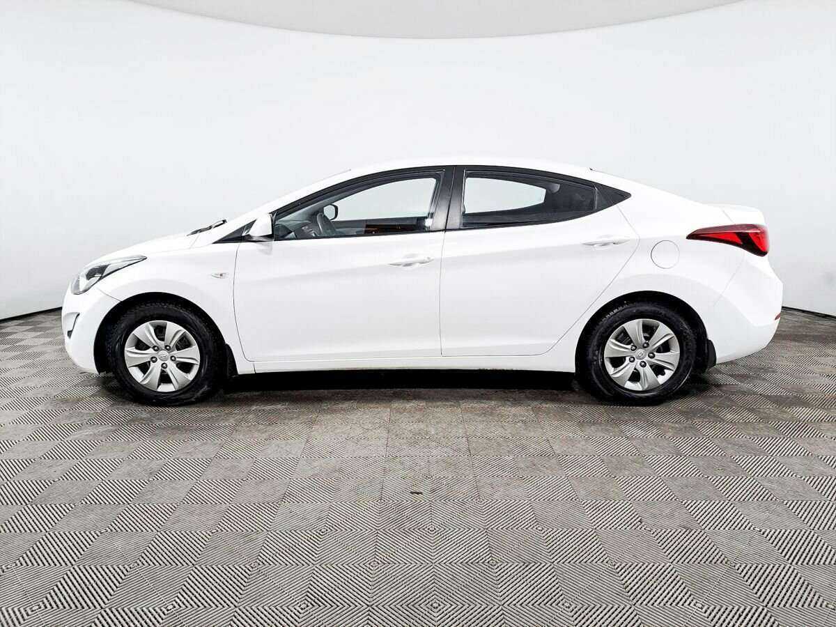 Купить Hyundai Elantra с пробегом. Фото: #7