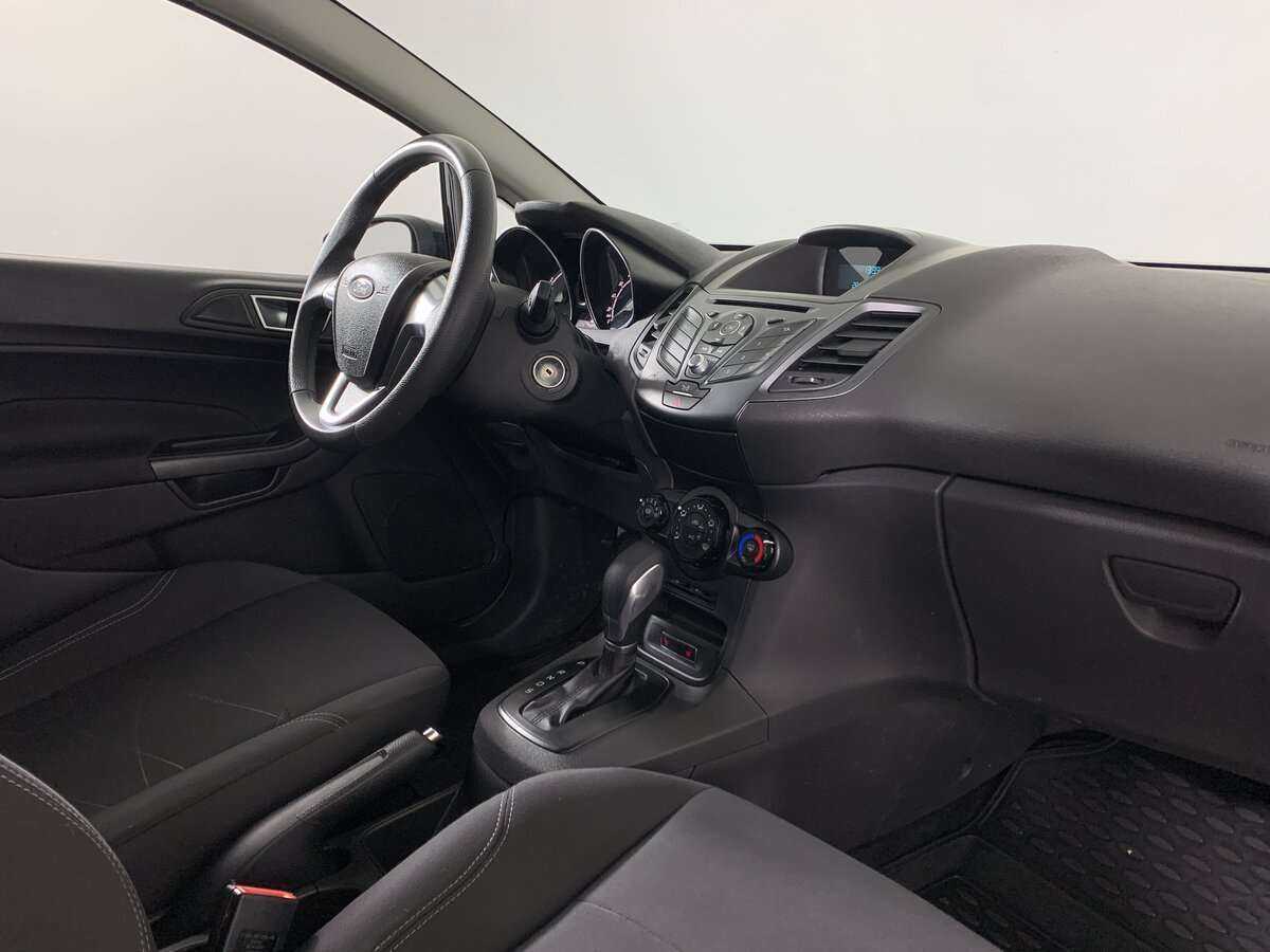 Купить Ford Fiesta с пробегом. Фото: #13
