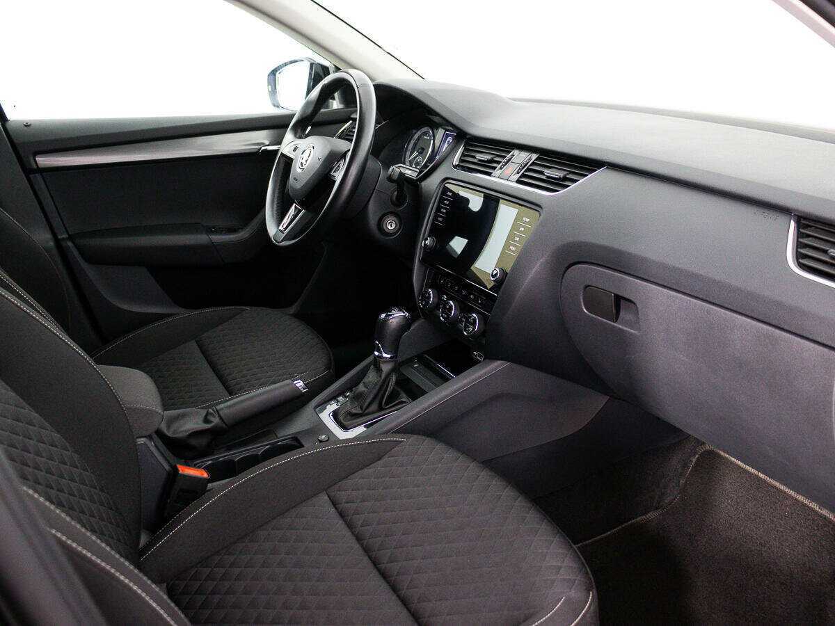 Купить Skoda Octavia с пробегом. Фото: #8