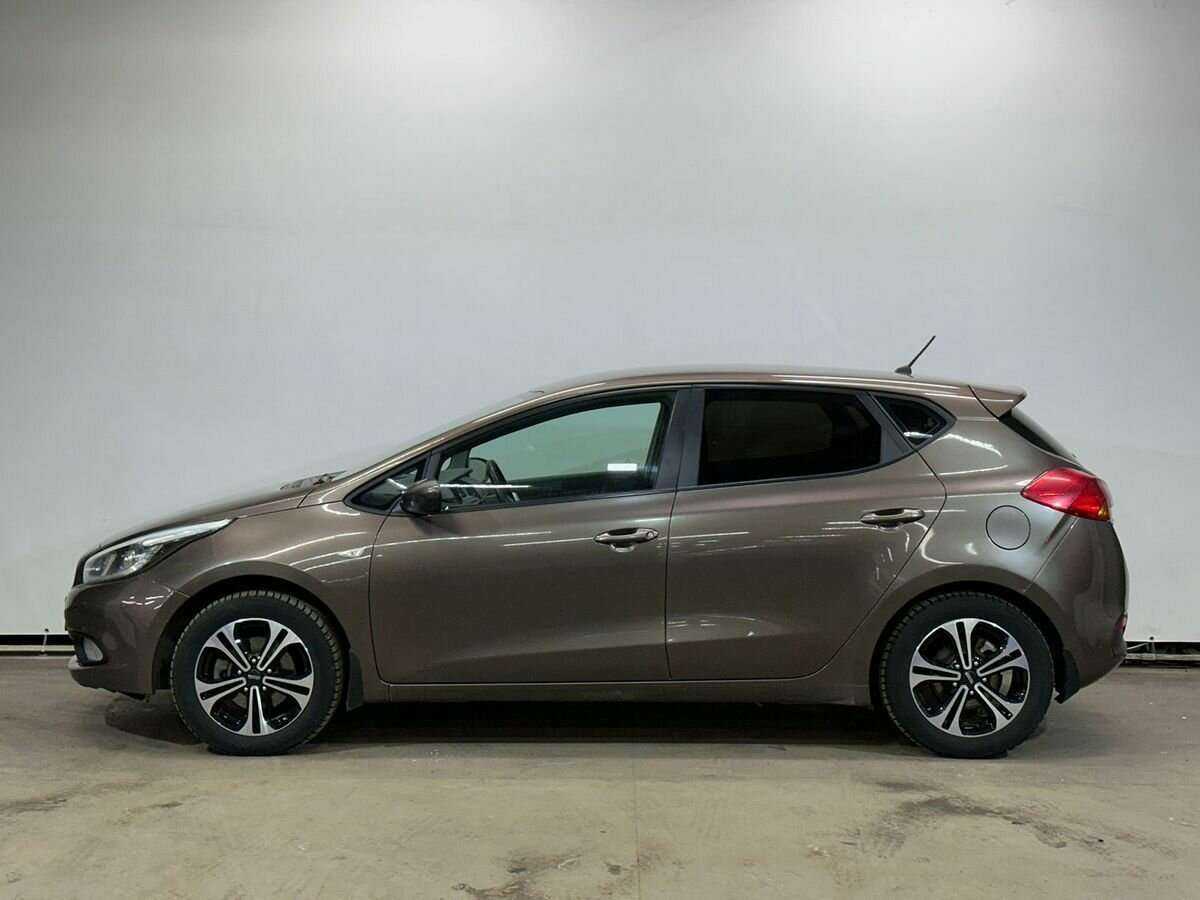 Купить Kia Ceed с пробегом. Фото: #7