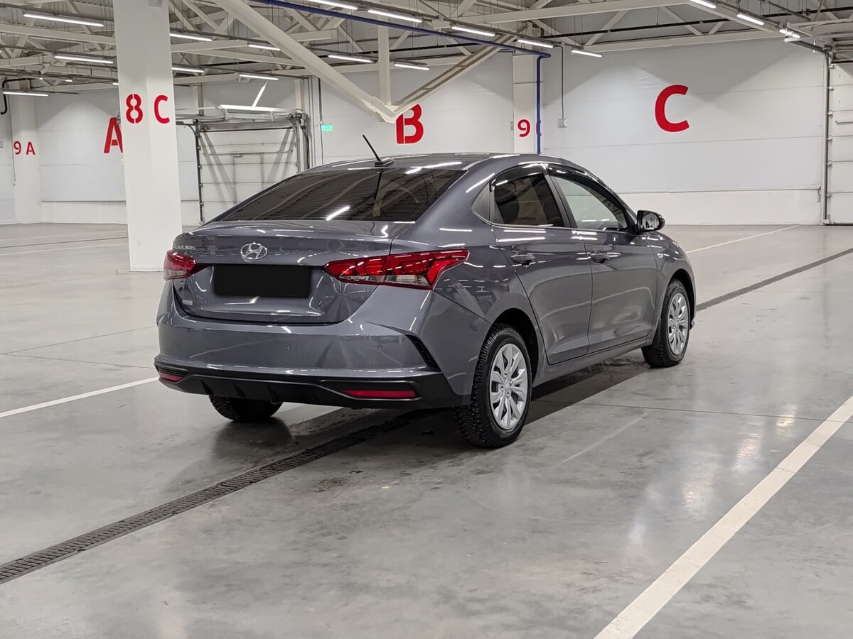 Купить Hyundai Solaris с пробегом. Фото: #4