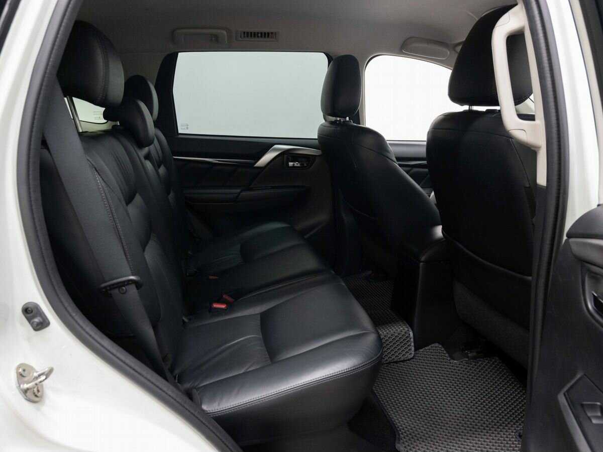 Купить Mitsubishi Pajero Sport с пробегом. Фото: #9