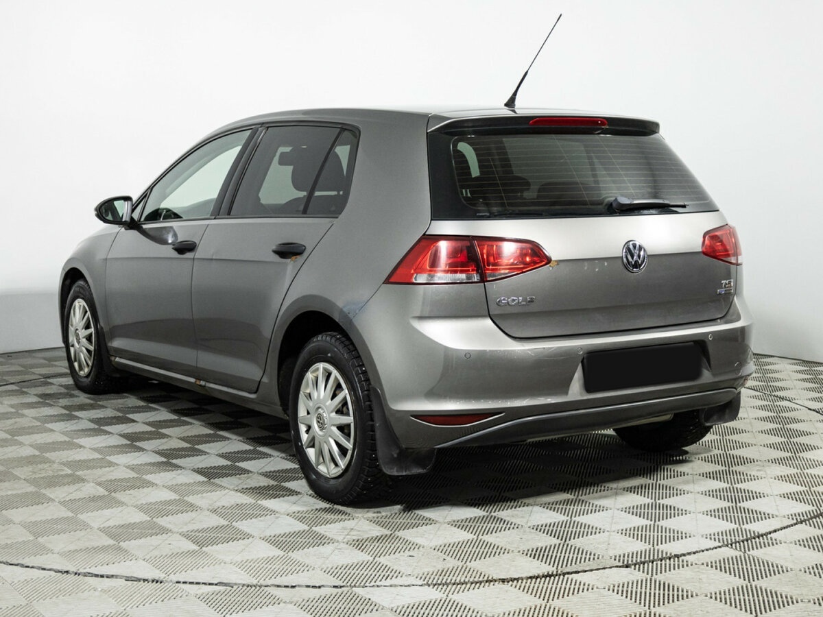 Купить Volkswagen Golf с пробегом. Фото: #6
