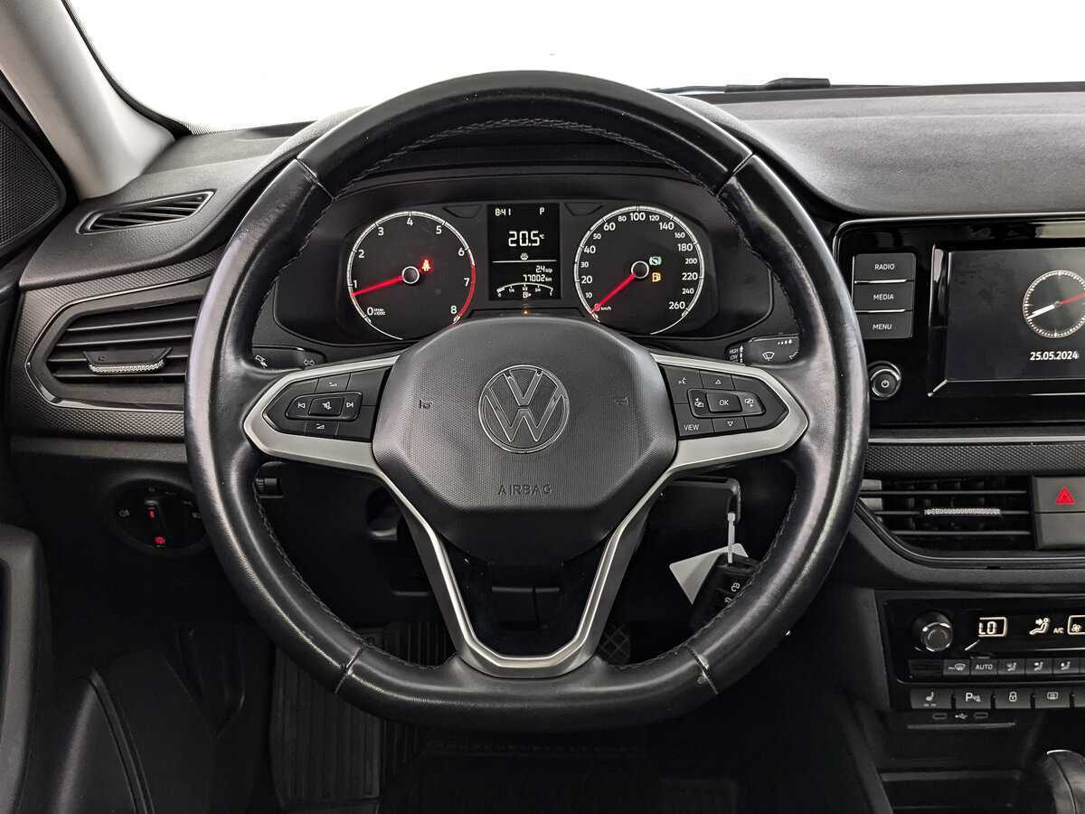 Купить Volkswagen Polo с пробегом. Фото: #17