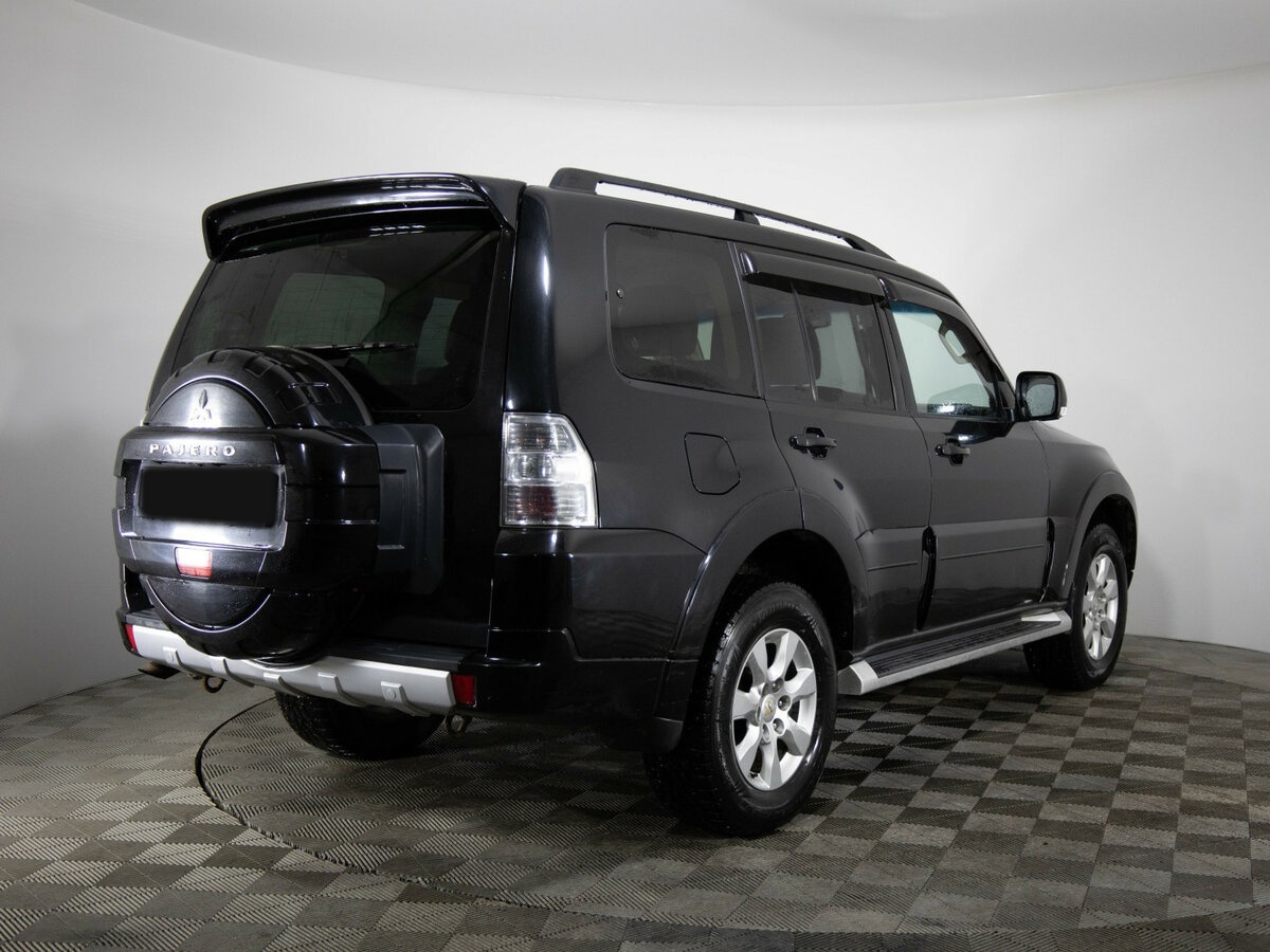 Купить Mitsubishi Pajero с пробегом. Фото: #3