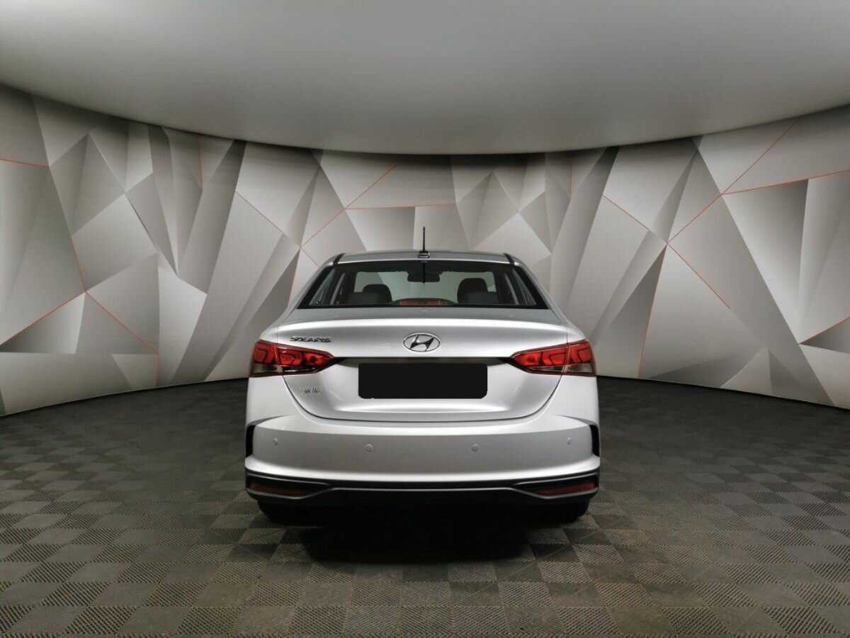 Купить Hyundai Solaris с пробегом. Фото: #7