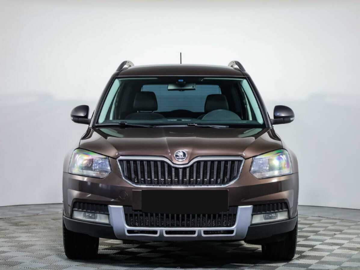 Купить Skoda Yeti с пробегом. Посмотреть фото