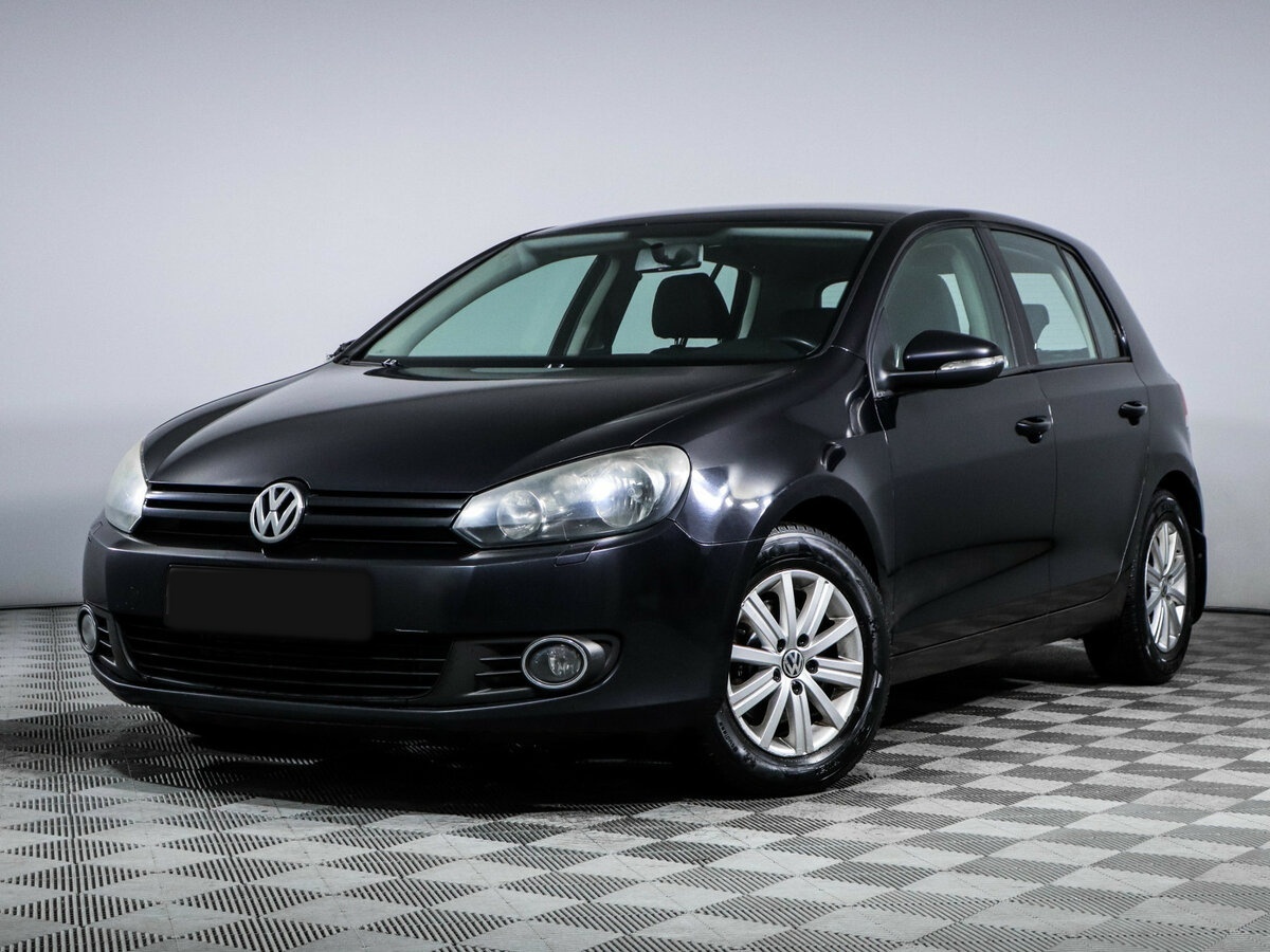 Купить Volkswagen Golf с пробегом. Посмотреть фото