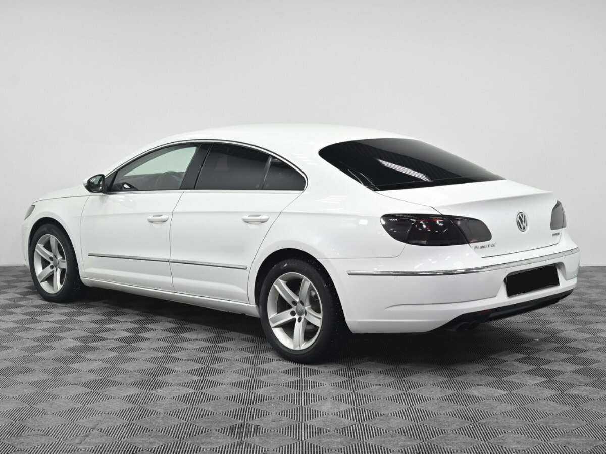 Купить Volkswagen Passat CC с пробегом. Фото: #3