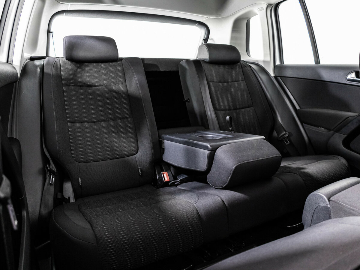 Купить Volkswagen Tiguan с пробегом. Фото: #14