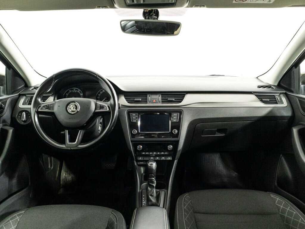 Купить Skoda Rapid с пробегом. Фото: #12