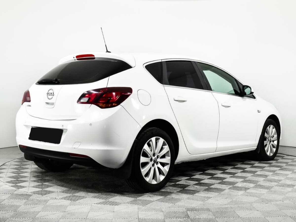 Купить Opel Astra с пробегом. Фото: #3