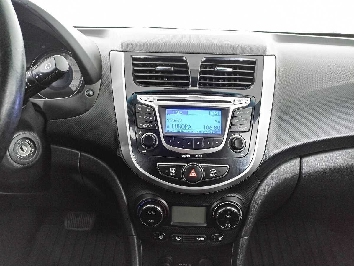 Купить Hyundai Solaris с пробегом. Фото: #12