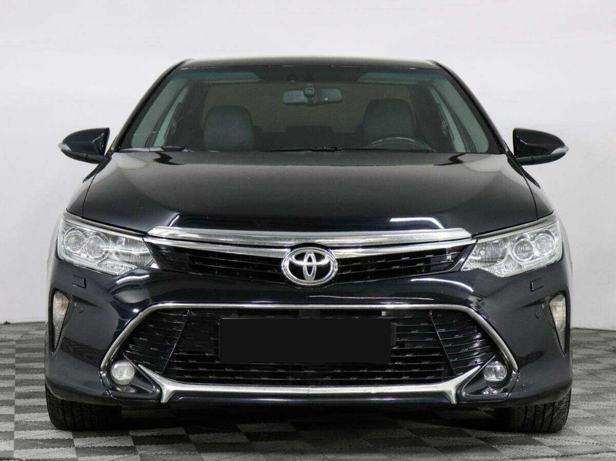 Купить Toyota Camry с пробегом. Фото: #1