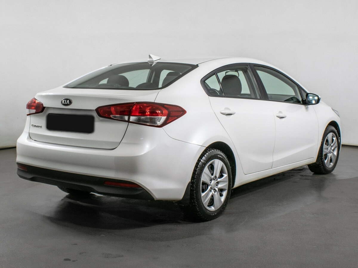 Купить Kia Cerato с пробегом. Фото: #4