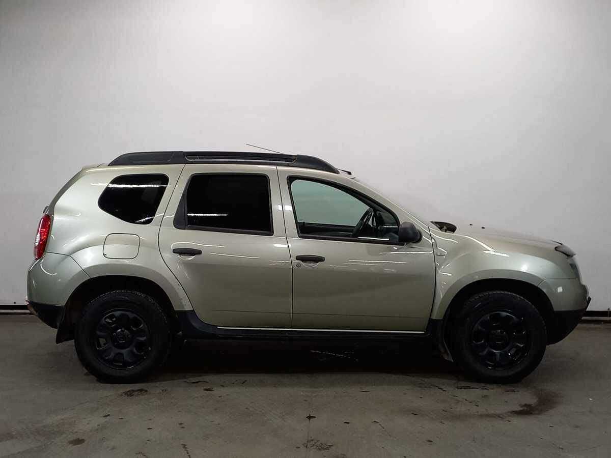 Купить Renault Duster с пробегом. Фото: #3