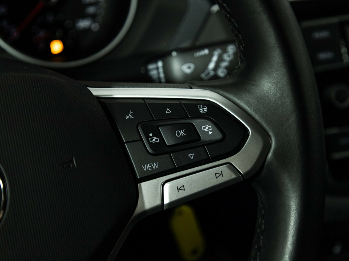 Купить Volkswagen Tiguan с пробегом. Фото: #13