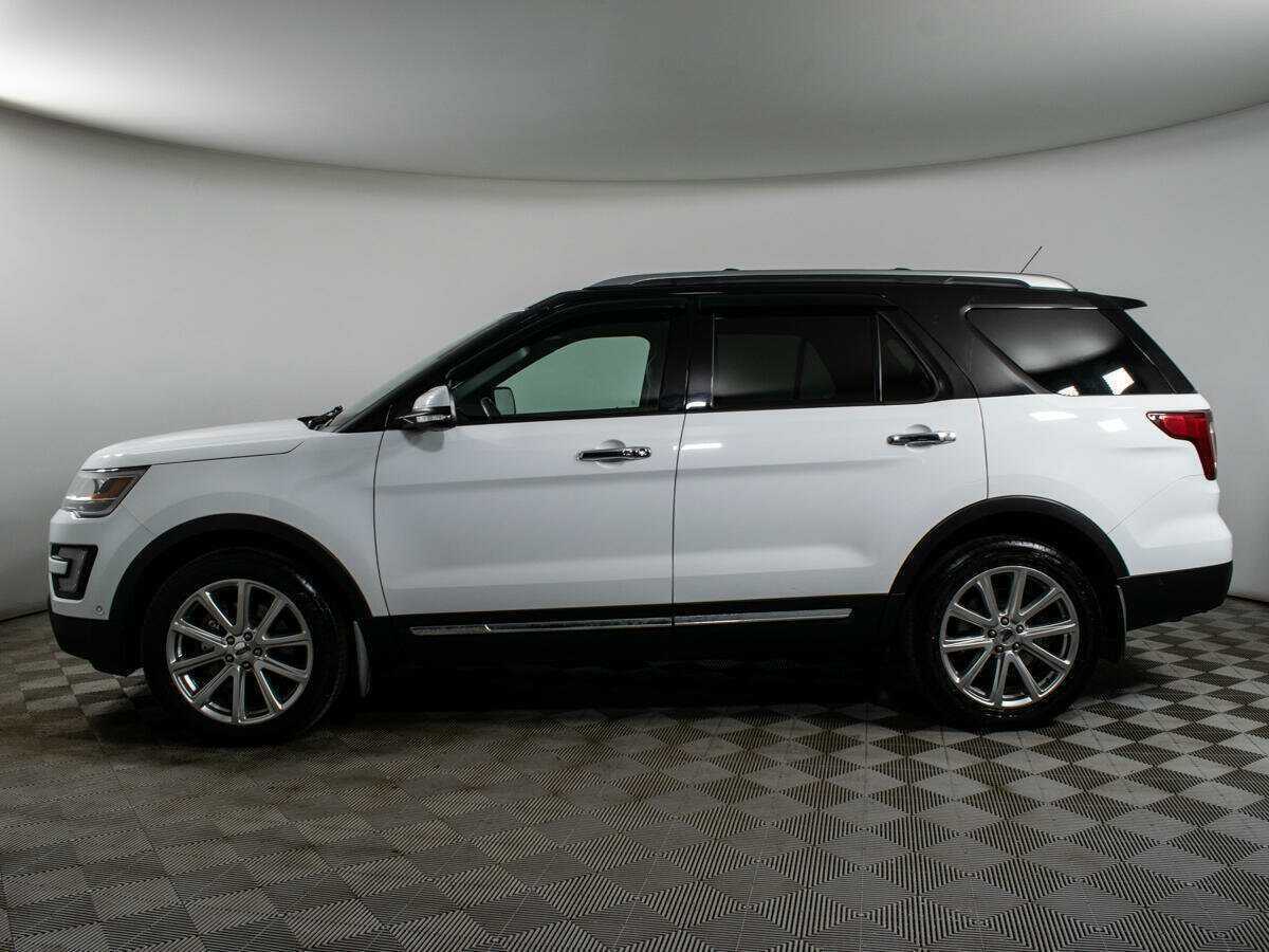 Купить Ford Explorer с пробегом. Фото: #7