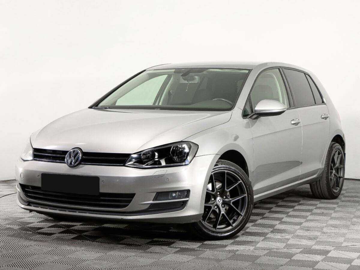 Купить Volkswagen Golf с пробегом. Посмотреть фото