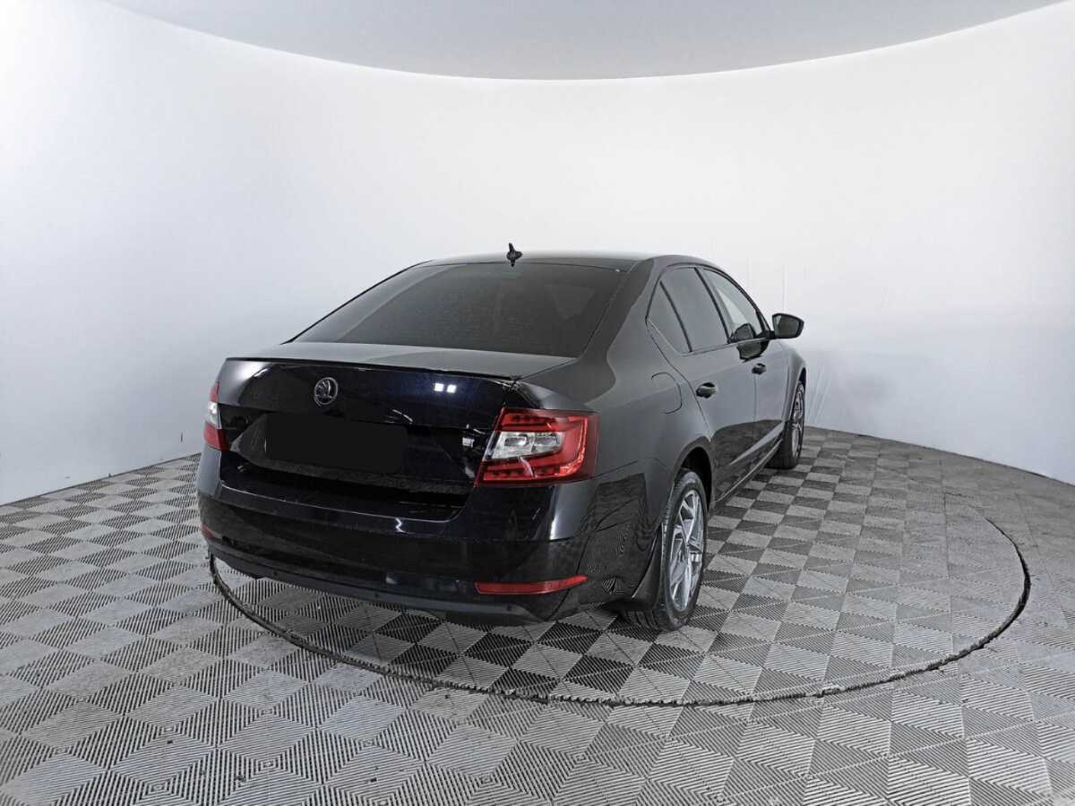 Купить Skoda Octavia с пробегом. Фото: #4