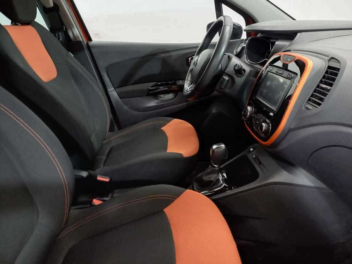 Купить Renault Kaptur с пробегом. Фото: #9