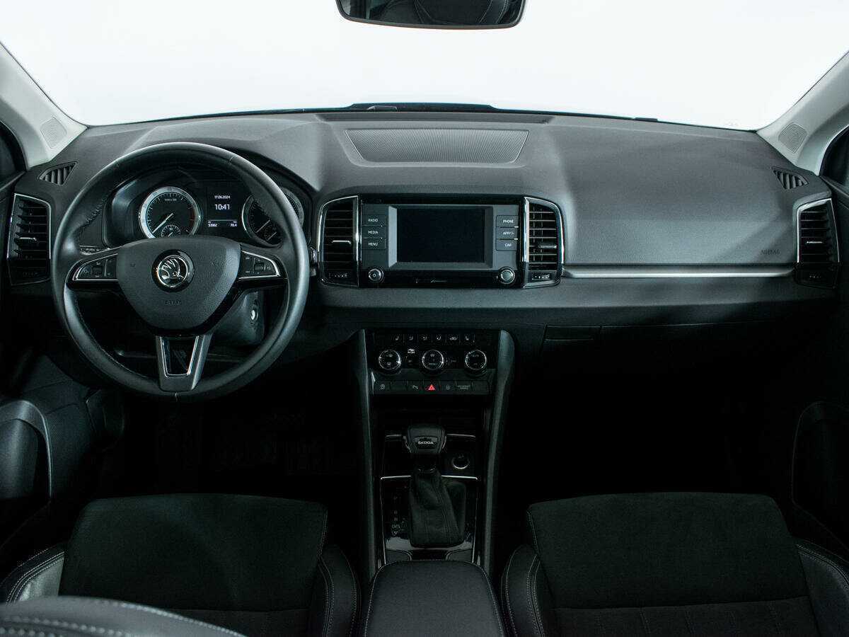 Купить Skoda Karoq с пробегом. Фото: #11