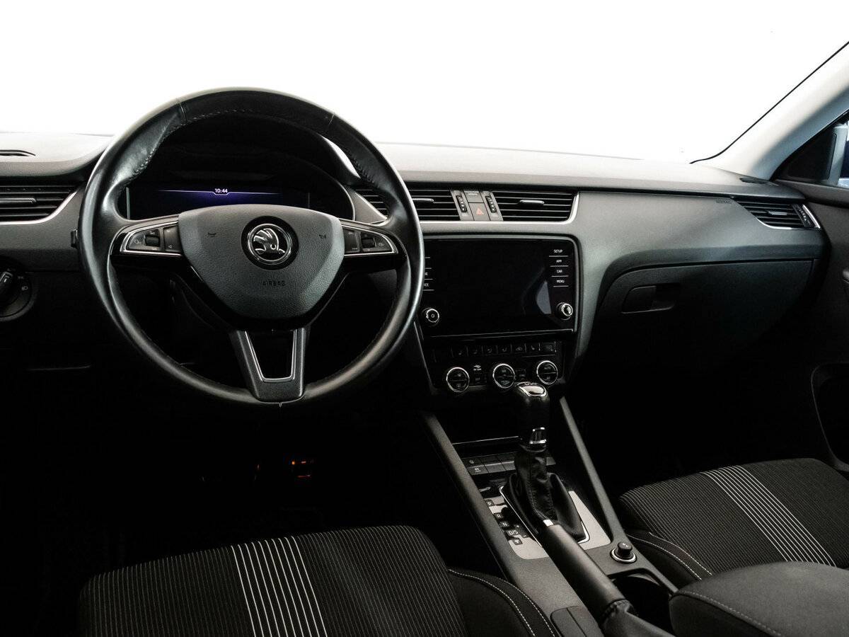 Купить Skoda Octavia с пробегом. Фото: #10