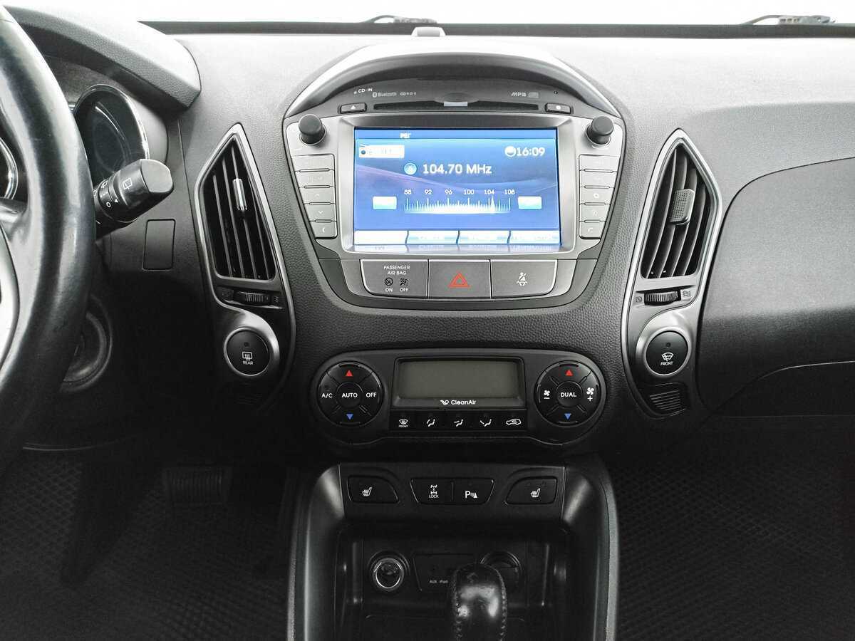 Купить Hyundai ix35 с пробегом. Фото: #14