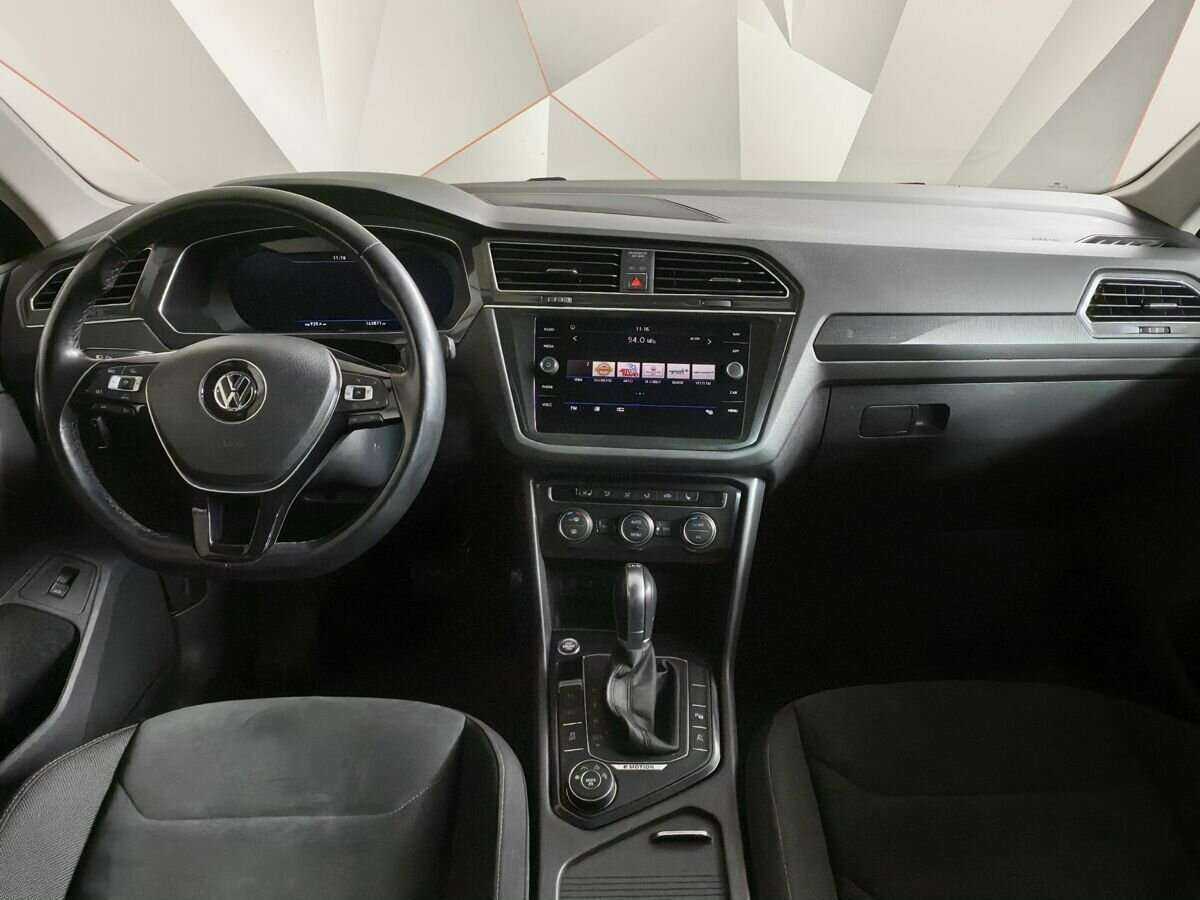 Купить Volkswagen Tiguan с пробегом. Фото: #9