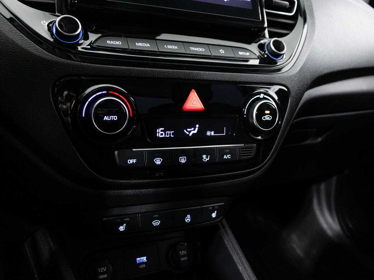 Купить Hyundai Solaris с пробегом. Фото: #15