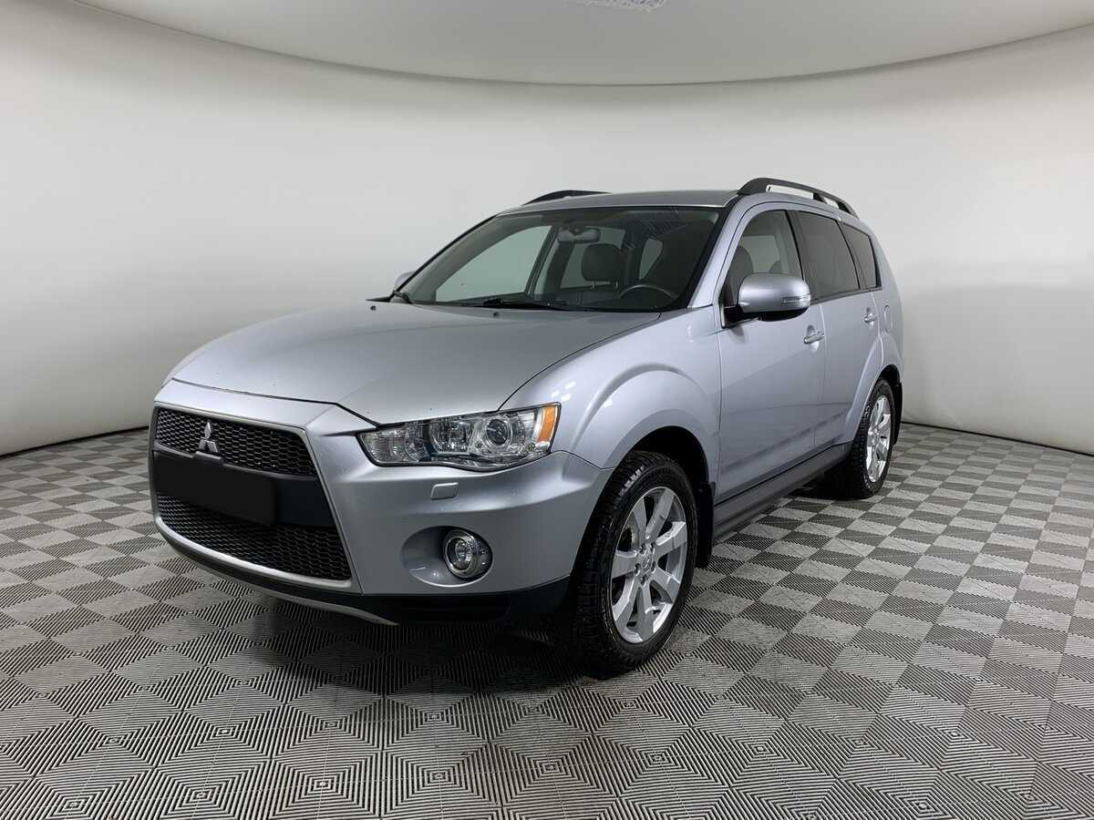 Купить Mitsubishi Outlander с пробегом. Фото: #0