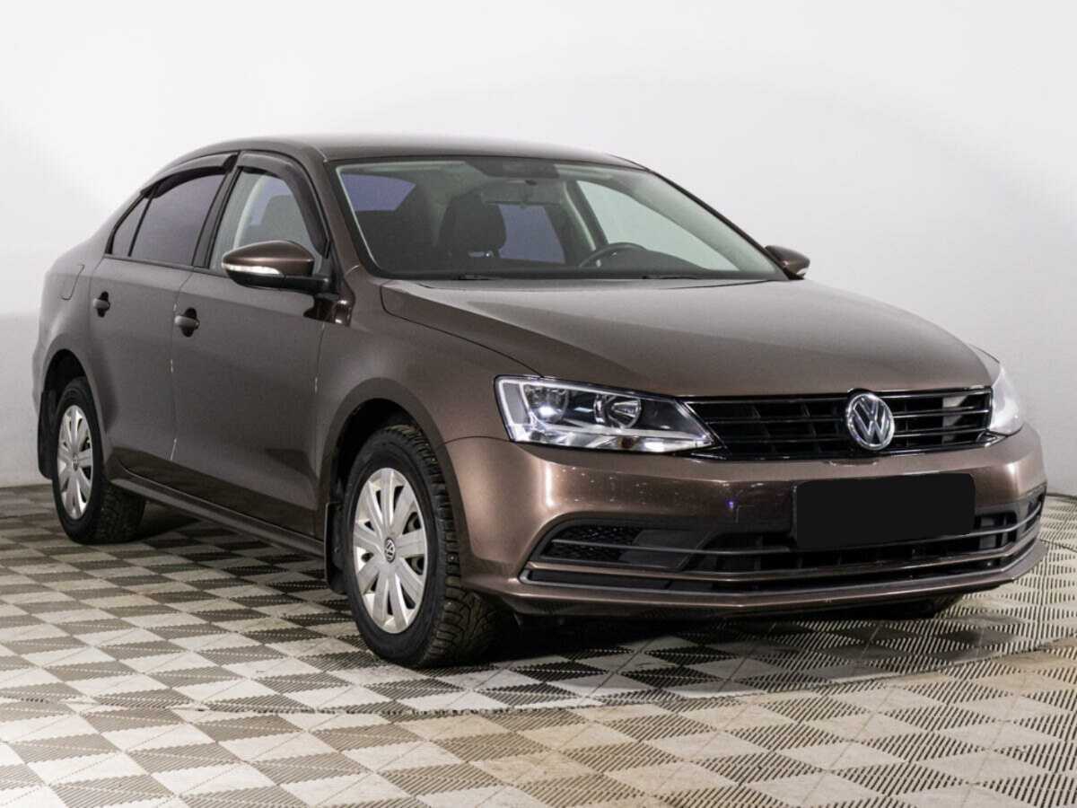 Купить Volkswagen Jetta с пробегом. Фото: #2