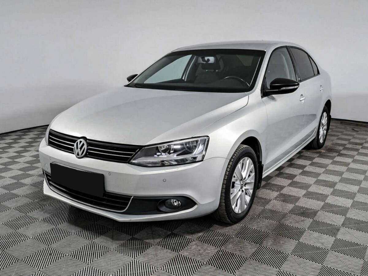 Купить Volkswagen Jetta с пробегом. Посмотреть фото