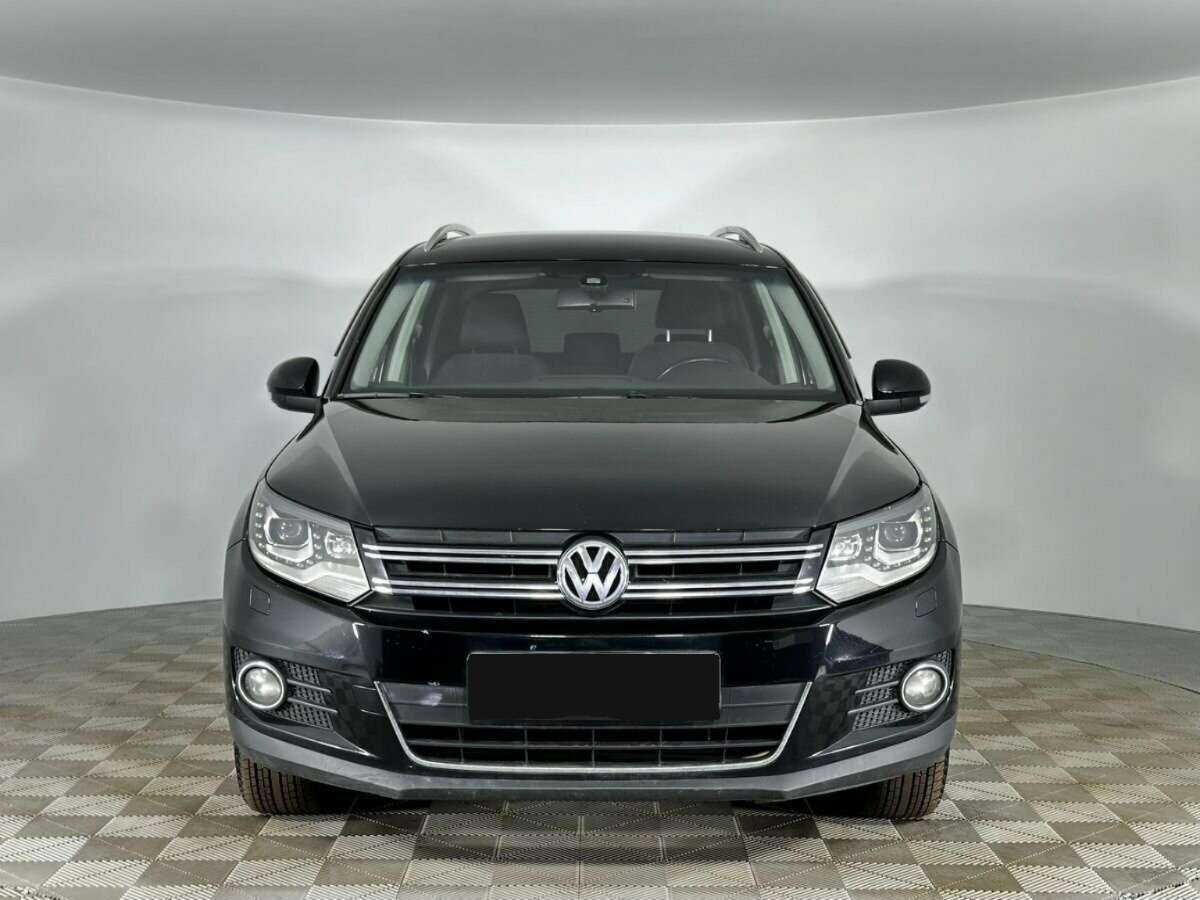 Купить Volkswagen Tiguan с пробегом. Фото: #2