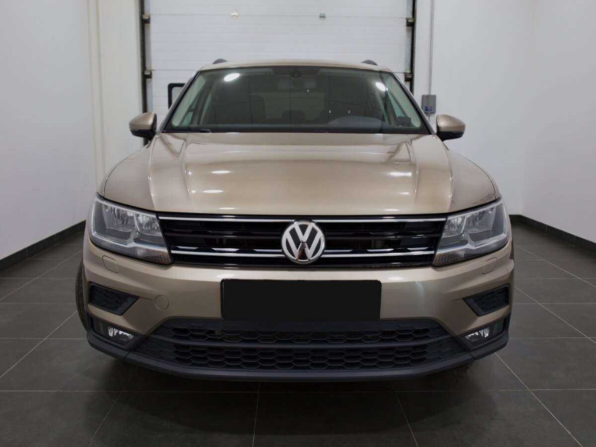 Купить Volkswagen Tiguan с пробегом. Фото: #1