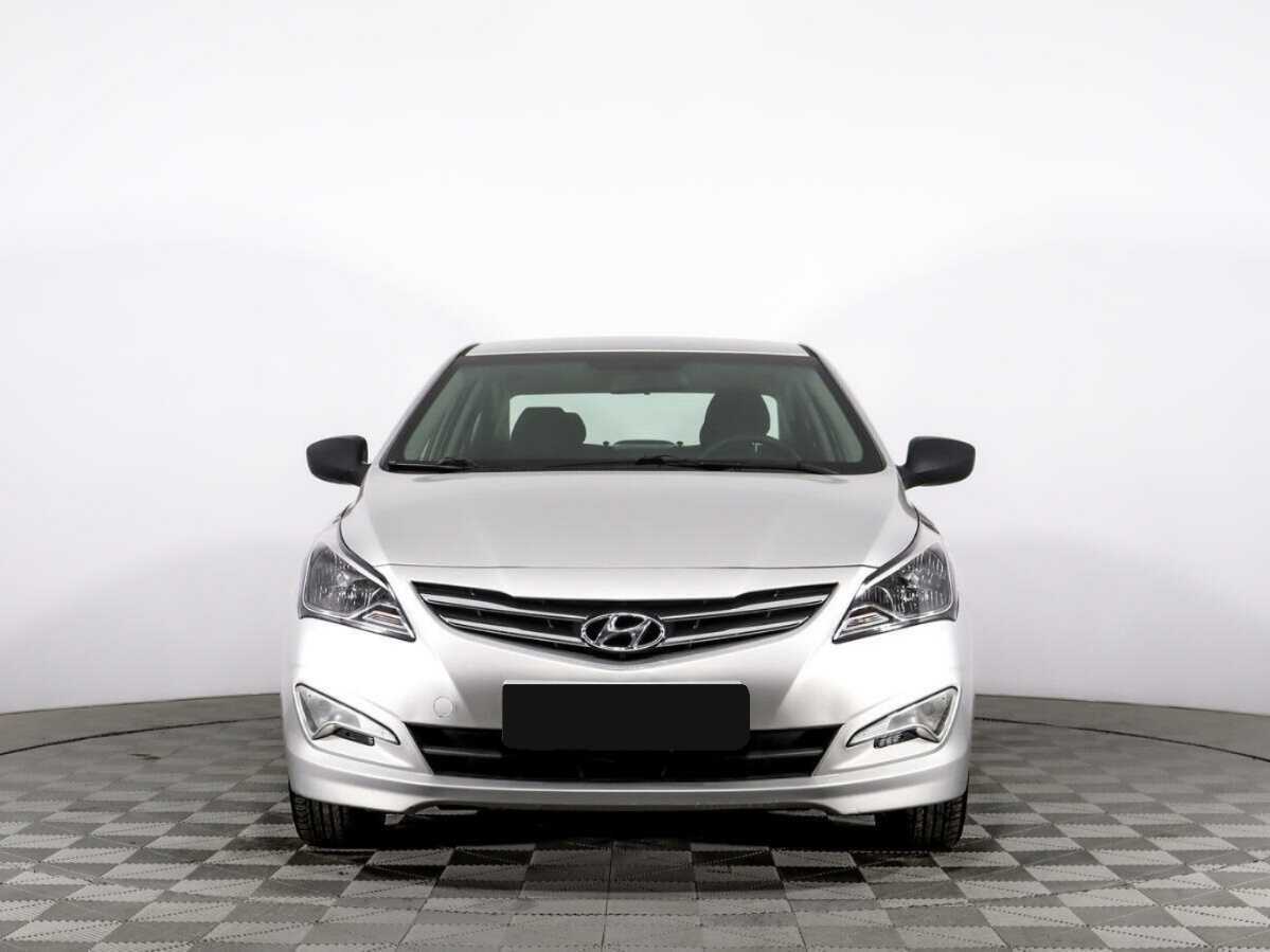 Купить Hyundai Solaris с пробегом. Фото: #1