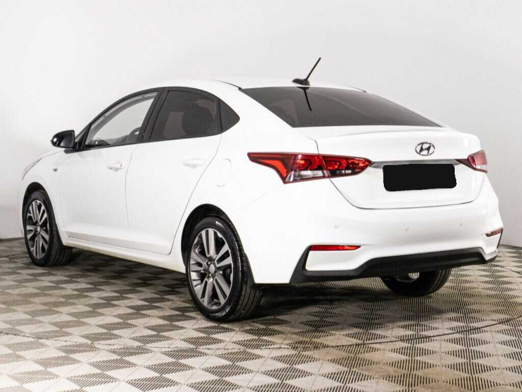 Купить Hyundai Solaris с пробегом. Фото: #6