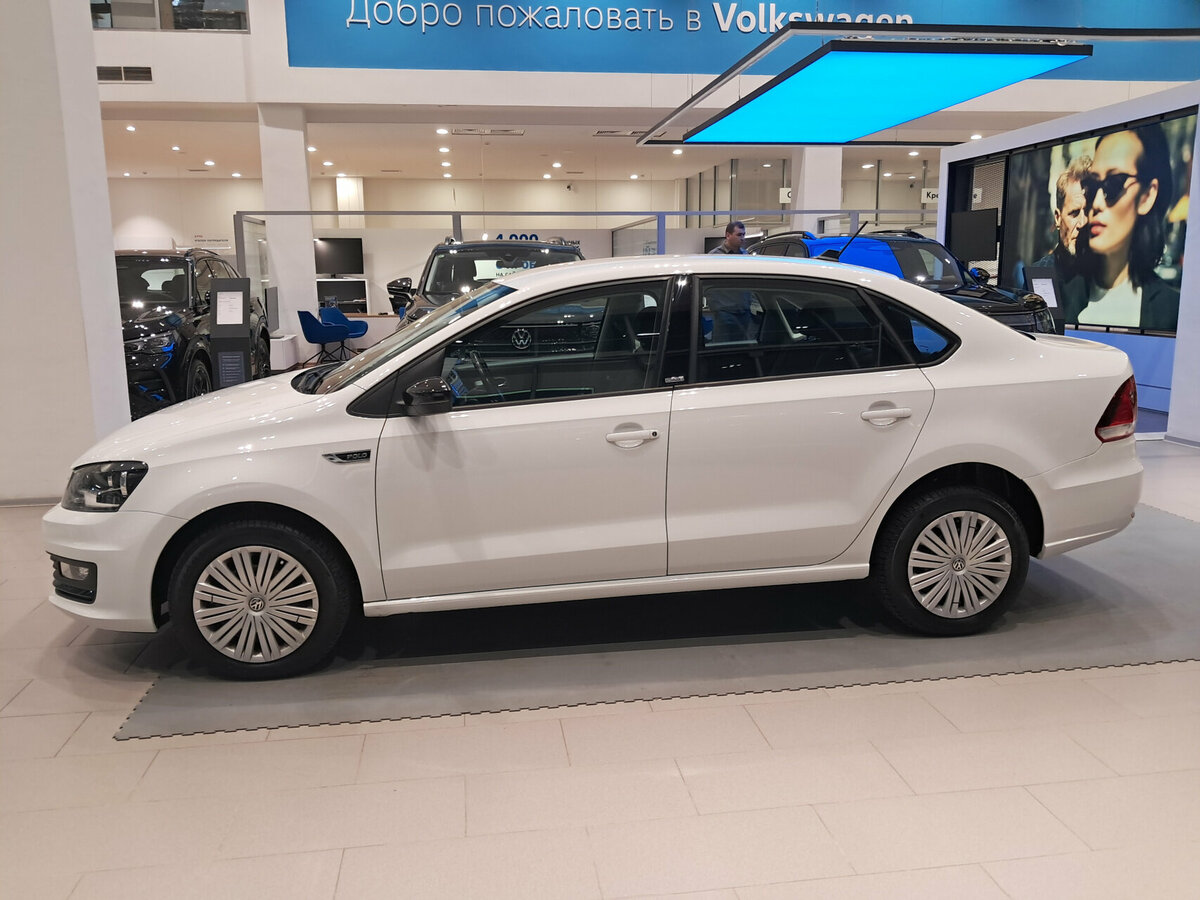Купить Volkswagen Polo с пробегом. Фото: #7