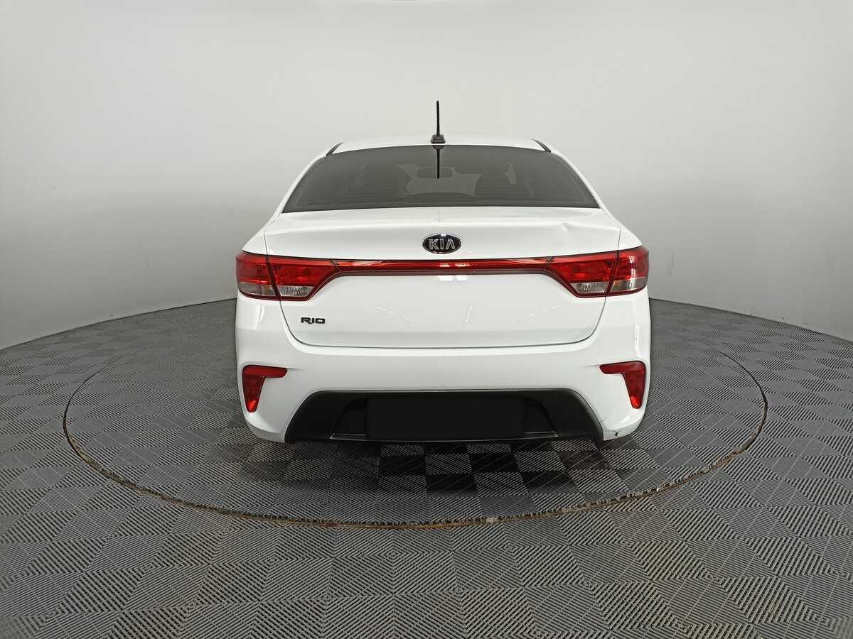 Купить Kia Rio с пробегом. Фото: #5